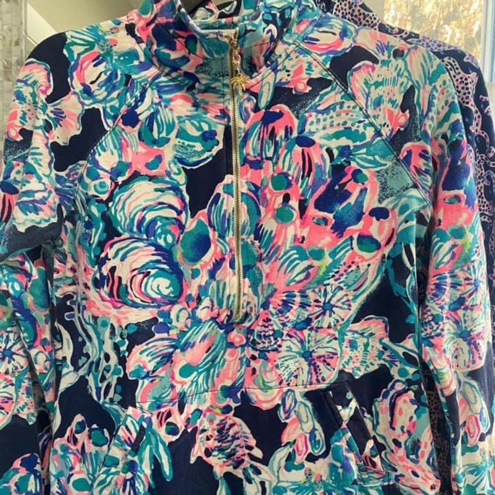 Size Small Lilly Pulitzer popover
